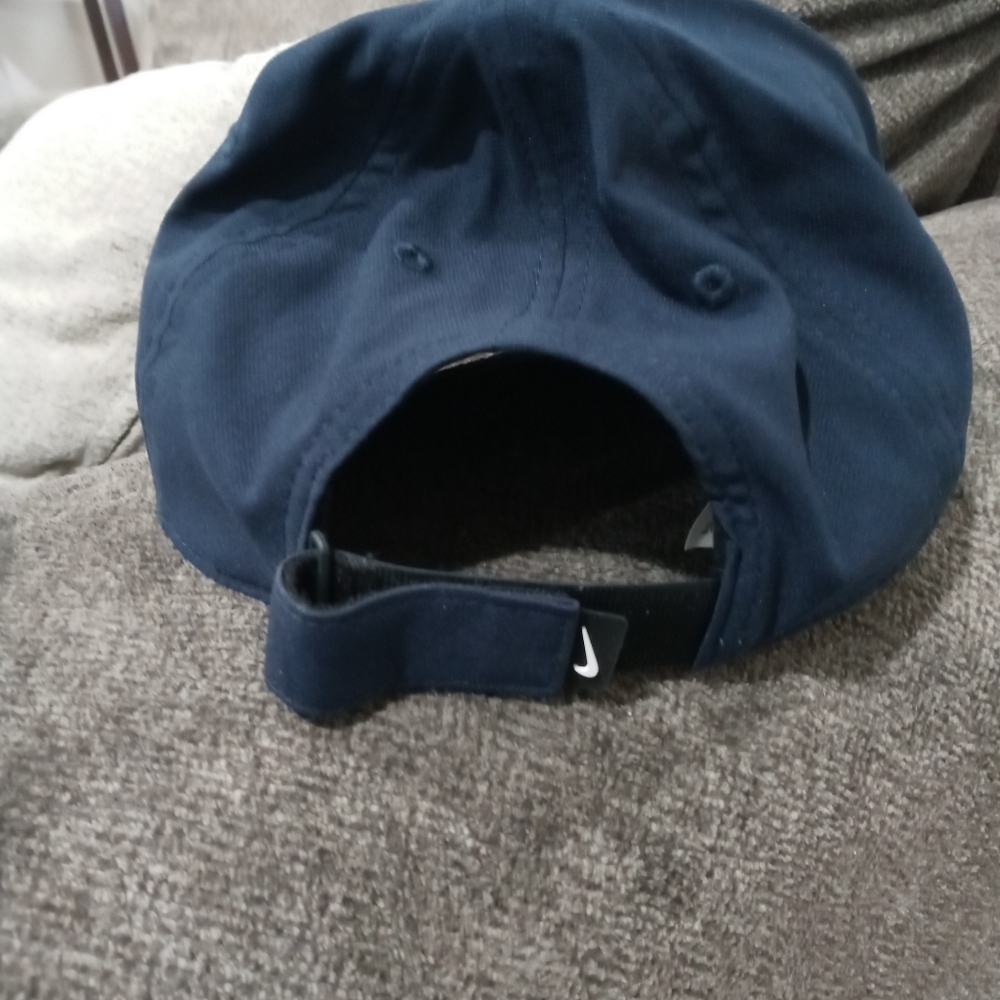 Hat - Picture 3 of 3